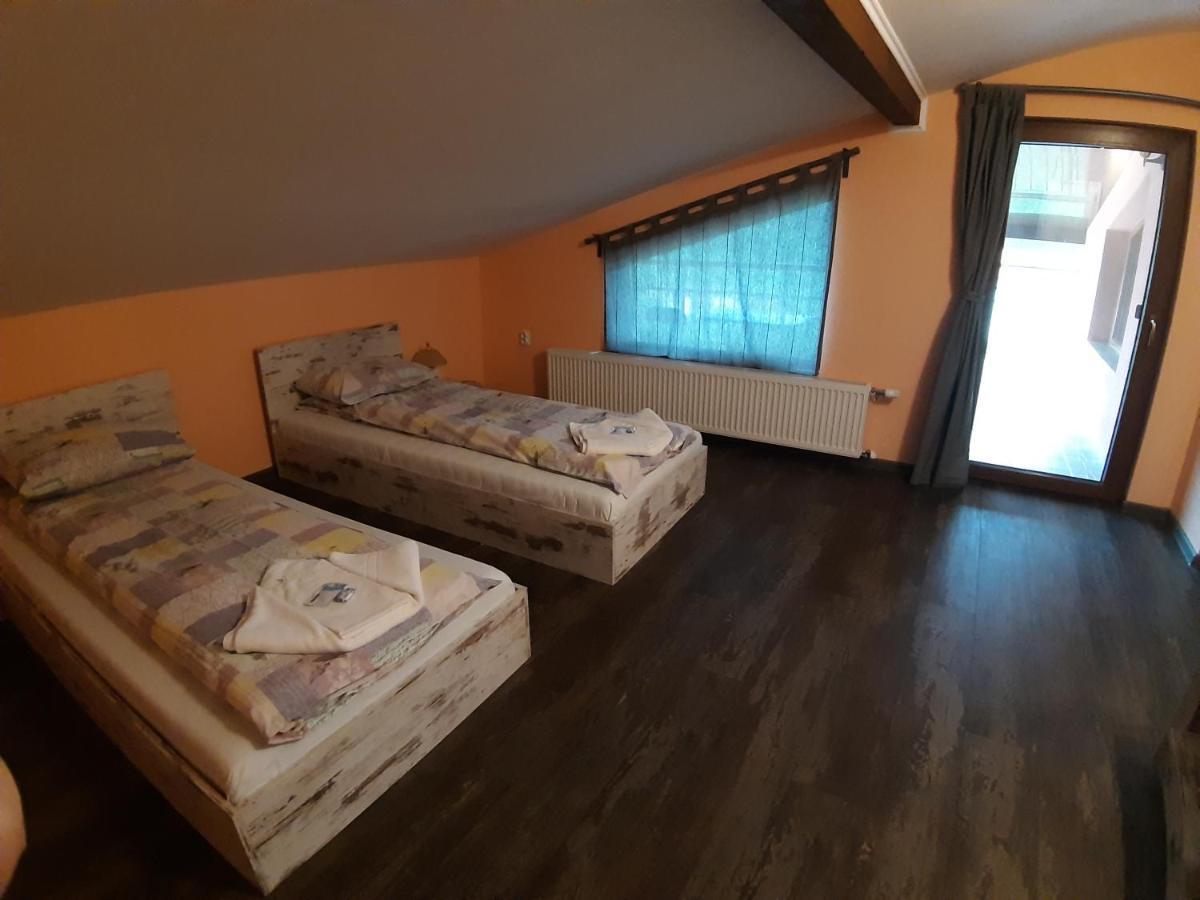 Къща За Гости Романс Yagodina Eksteriør bilde
